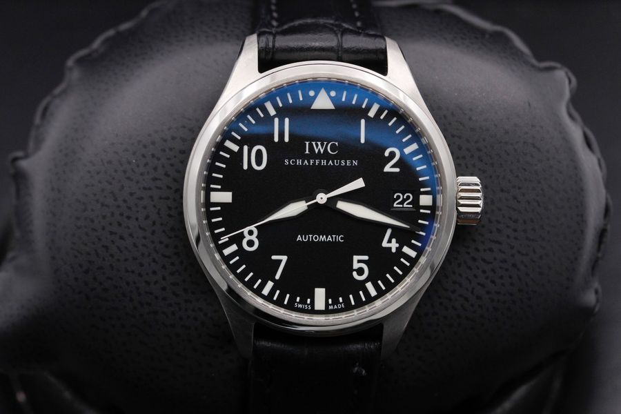 IWC Pilot's Midsize IW325601